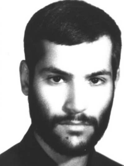 منوچهر مومنی