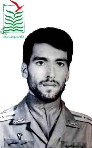 وحیدرضا احتشامی